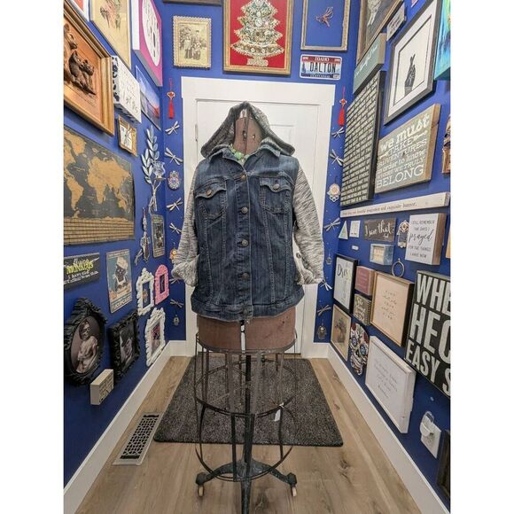 Sz 2X Torrid Jean Jacket Hoodie - Picture 2 of 15